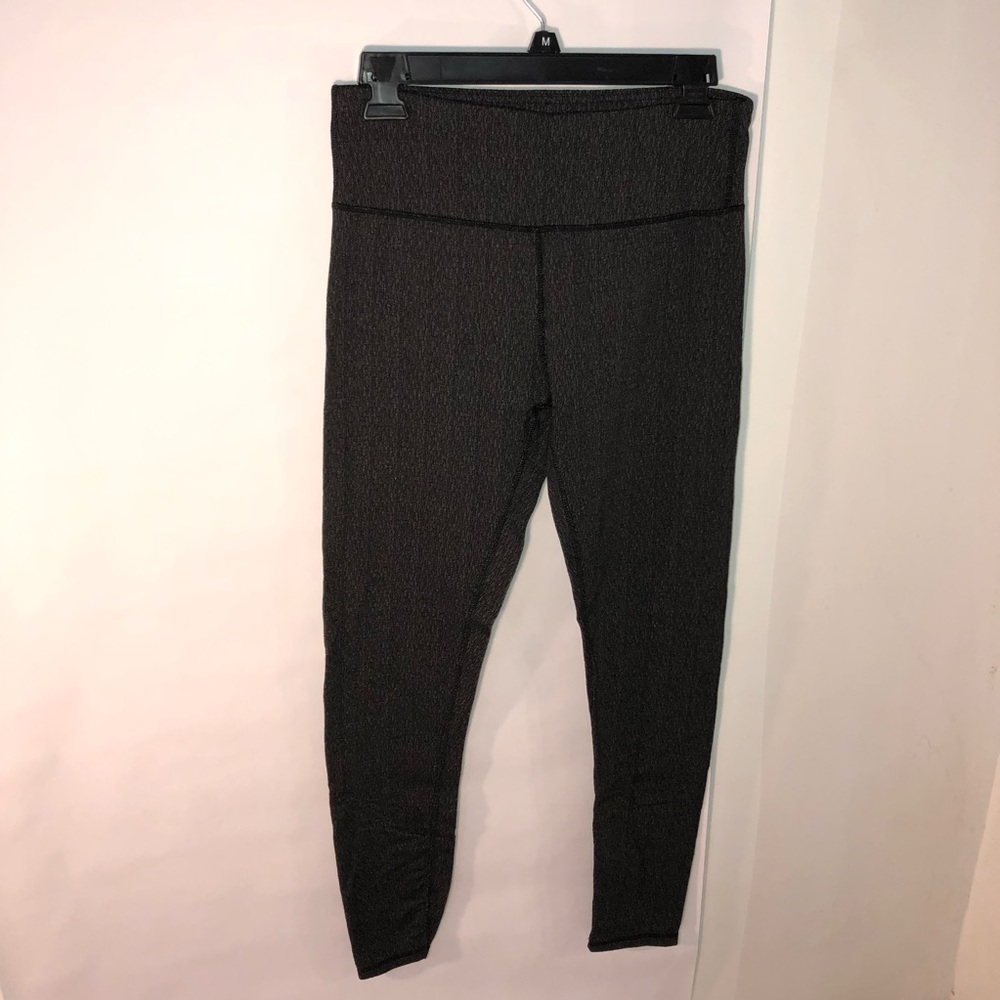 Athletic leggings